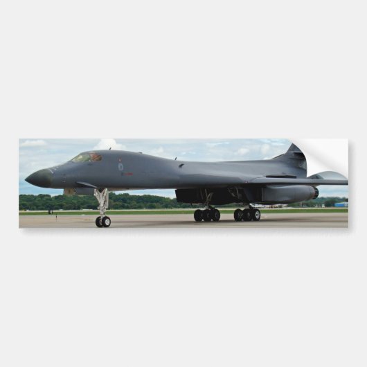 B-1B Lancer Bomber op aarde Bumpersticker (Voorkant)