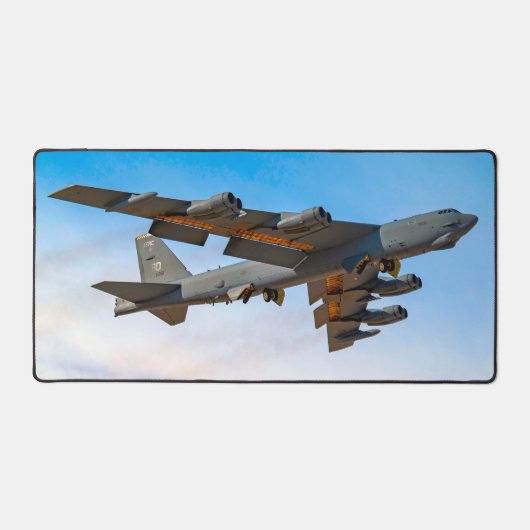 B-52H STRATOFORTRESS BUREAUMAT (Voorkant)
