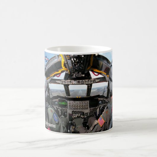 B-52H STRATOFORTRESS COCKPIT KOFFIEMOK (Center)