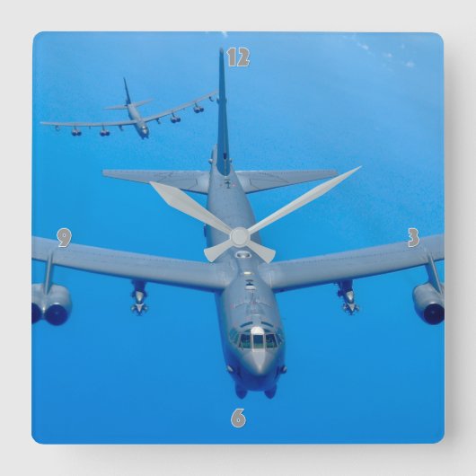 B-52H STRATOFORTRESS VIERKANTE KLOK (Voorkant)