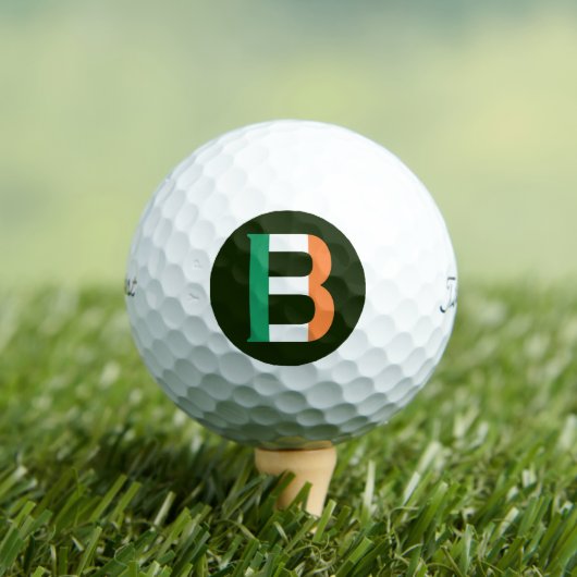 B Monogram bedekt op Ierse vlag tpv1 gbcnt Golfballen (Insitu Shirt)
