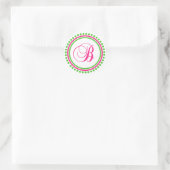 B Monogram (hete roze/groene puntcirkel) Ronde Sticker (Tas)