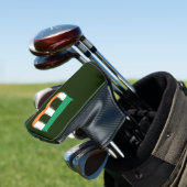 B Monogram overlay op Ierse vlag pcnt Golfheadcover (Insitu)