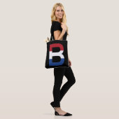 B Monogram overlay op NLD Vlag op bk stunt Tote Bag (Op model)