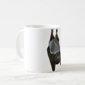 B staat voor Bat Koffiemok (Voorkant links)
