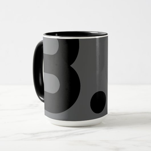 B.- Typografie Mok (Voorkant links)