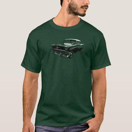 B&W '56 Chevy op gekleurd T-shirt (Voorkant)
