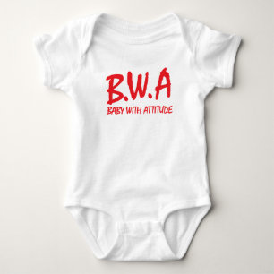 B.W.A. Baby met T-Shirt-ontwerp van hoogte Romper