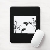 B / W Butterfly op een bloem Muismat (Met muis)