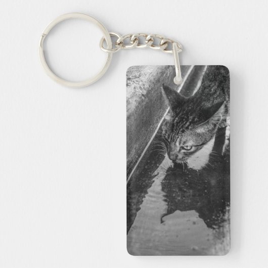 B&W - Cat Drink Sleutelhanger (Voorkant)