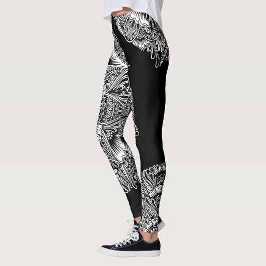 B&W Circular Mandala Leggings (Links)