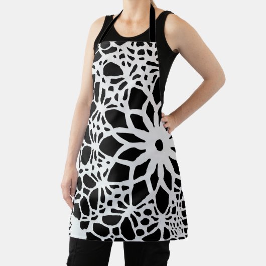 B & W Faux Crochet Pattern Schort (Insitu)