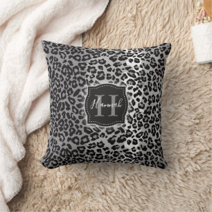 B & W-luipaard met aangepaste monogram en naam Kussen