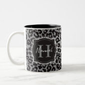 B & W-luipaard met aangepaste monogram en naam Tweekleurige Koffiemok (Links)