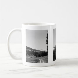 B & W Mountains 11 oz Mok