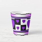 B&W Paarse harten slaan Latte Mok (Voorkant)