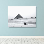 B&W Pyramids Canvas Afdruk (Insitu (Houten vloer))
