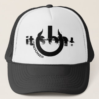 b&w trucker pet