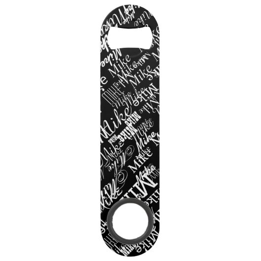 B&W typografie gepersonaliseerd met naam Speed Flessenopener (Voorkant)