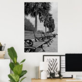 B/W Waterfront Benches Poster (Thuiskantoor)