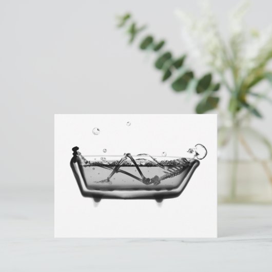 B&W X-Ray Skeleton in Bath Tub Briefkaart (Staand voorkant)