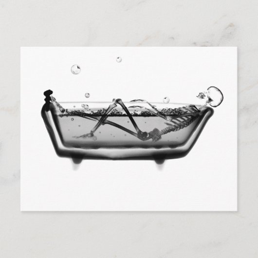 B&W X-Ray Skeleton in Bath Tub Briefkaart (Voorkant)