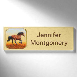 Baai met paardengeel naambadge