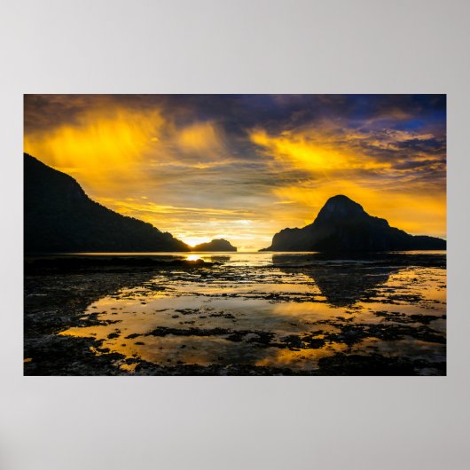 Baai van El Nido Zonsondergang Poster (Voorkant)