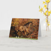 Baai Warmblood Runing Autumn Background Kaart (Gele Bloem)