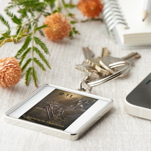 Baanbrekende bestemming sleutelhanger (Zijkant)