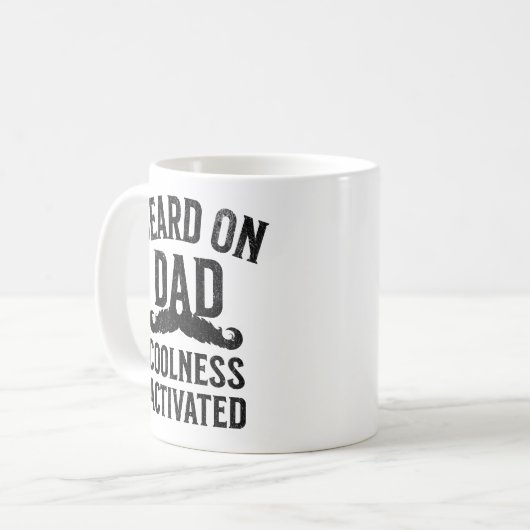Baard op papa koelte geactiveerd koffiemok (Voorkant links)