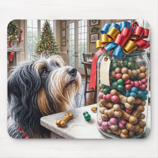 Baarde Collie Kijkt Naar Hondentraktaties Muismat (Voorkant)