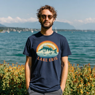 Baars vissen in Lake Erie van zonsopgang tot zonso T-shirt