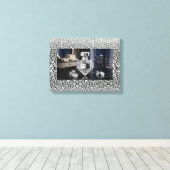 Baas Dame Opgespannen Canvasprint Canvas Afdruk (Insitu (Houten vloer))