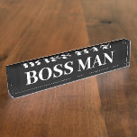 Baas Man Gift Funny Name Bord aanpassen Naambordje<br><div class="desc">Dit ontwerp is gemaakt met behulp van digitale kunst. Het kan in het gebied worden aangepast door de klik aan te passen en de naam, initialen of woorden aan te passen. U kunt de tekstkleur en de stijl ook veranderen of de tekst voor een slechts ontwerp van het afbeelding schrappen....</div>