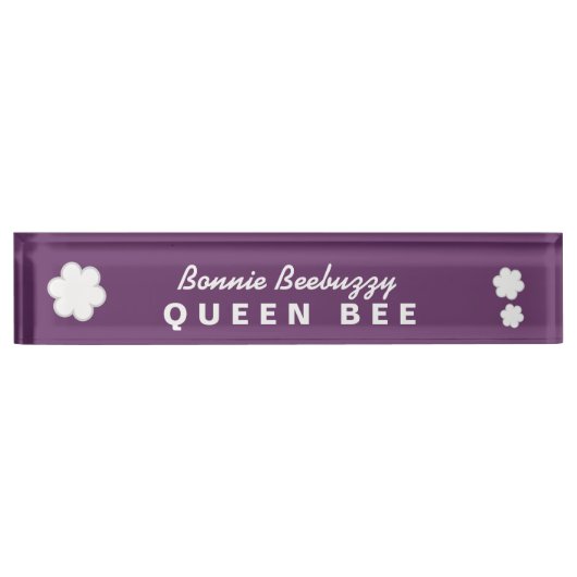 Baas QUEEN BEE Paars met White Flowers V06 Naambordje (Voorkant)