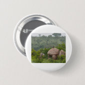 Baboon op een rots ronde button 5,7 cm (Voorkant /achterkant)