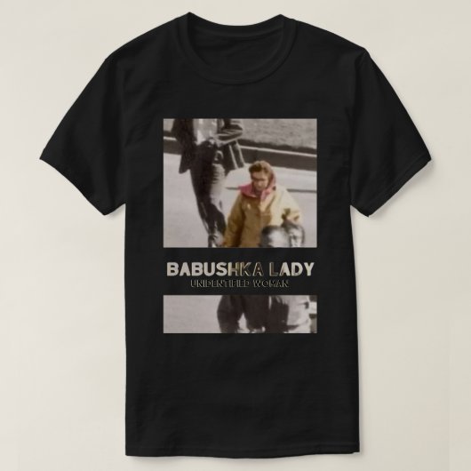 Babushka Lady Mystery T-shirt (Design voorkant)