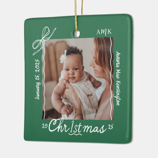 Baby 1e Kerst Minimale Hand Getrokken Krabbel Bow Keramisch Ornament (Links)