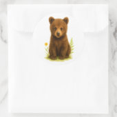 Baby Beer Cub in de wilde bloemen Ronde Sticker (Tas)