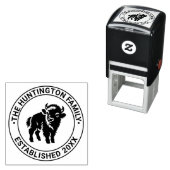 Baby Bison Standing Family Name Date Estd Zelfinktende Stempel (In situ)