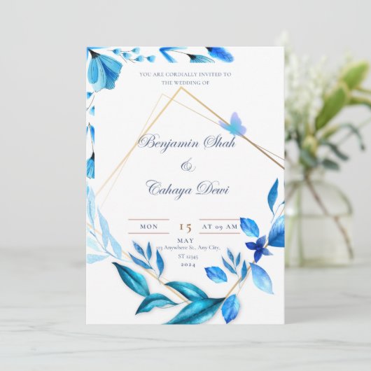 Baby Blauw en Wit Eenvoudige huwelijksuitnodiging Feestdagenkaart (Staand voorkant)