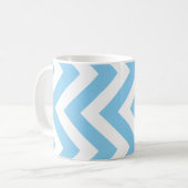 Baby Blauw en Wit Groot Verticaal Chevron Patroon Koffiemok (Voorkant links)