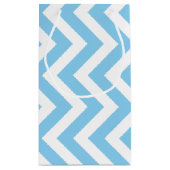 Baby Blauw en Wit Grote Grootte Verticale Chevron Klein Cadeauzakje (Achterkant)
