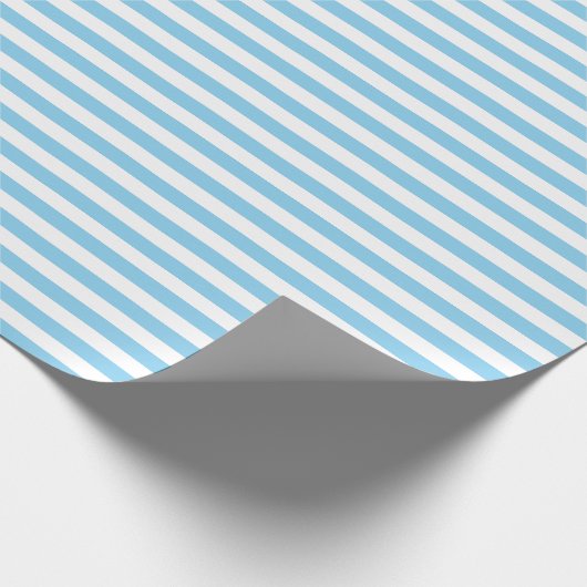 Baby Blauw en Wit Kleine Grootte Horizontale Strep Cadeaupapier (Hoek)