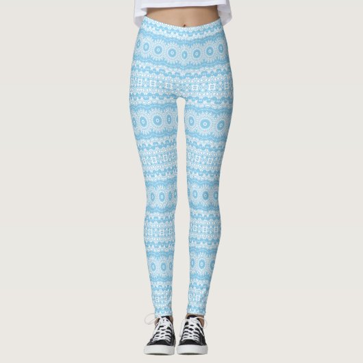 Baby Blauw op Witte Mandala Kaleidoscoop Gestreept Leggings (Voorkant)