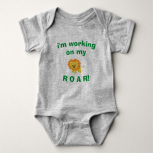Baby Bodysuit - ik werk aan mijn ROAR!