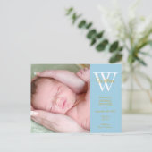 Baby Boy 4 Foto's Goud Script Monogram Blauw Geboo Aankondigingskaart (Staand voorkant)