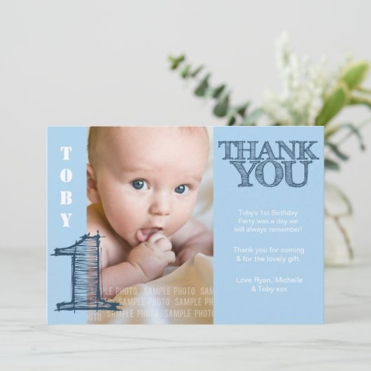 Baby Boy Blauw 1e Verjaardag Dank u Fotokaart Bedankkaart (Staand voorkant)