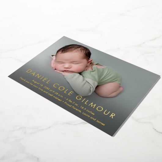 Baby Boy Moderne Naam Aangepaste Geboortestatistie Folie Feestdagenkaart (Gedraaid)